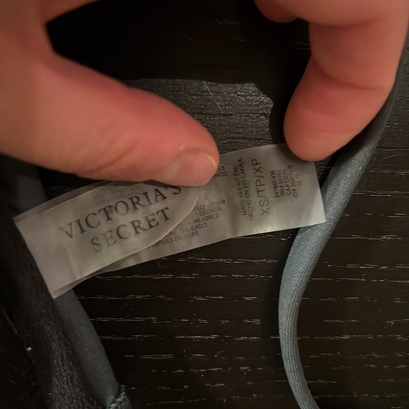 Victoria’s Secret bikini top - Picture 4 of 4